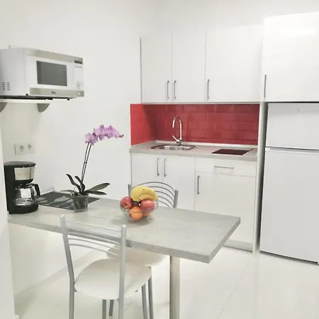 Hfg Loft Moderno Con Terraza En Calle Peatonal Junto A Las Canteras Las Palmas Exterior photo